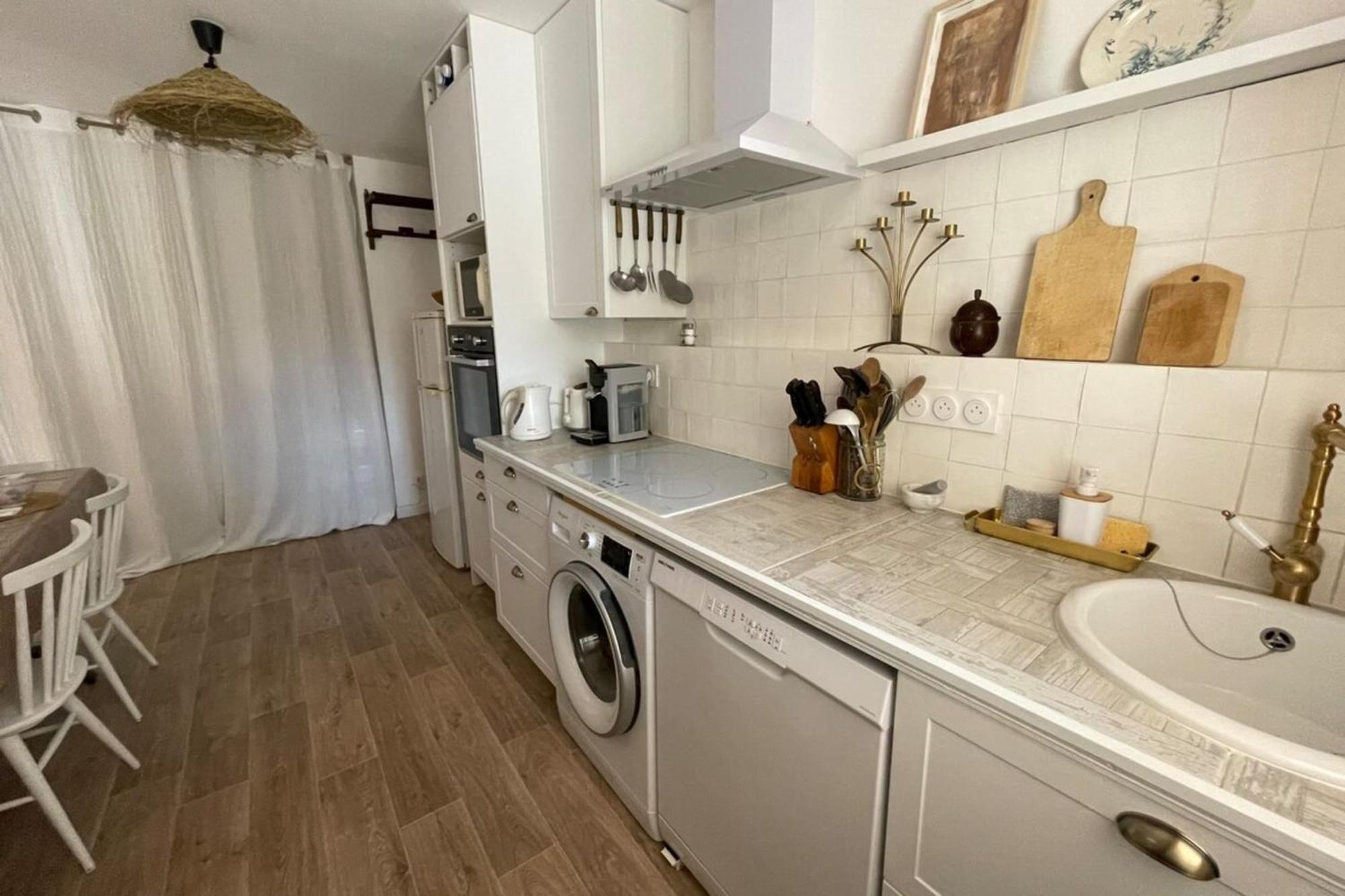 Charming Air-Conditioned One-Bedroom 150M From Cavaliere Beach Le Lavandou Extérieur photo